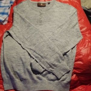 Men's L Toscano light weight sweater, light gray
